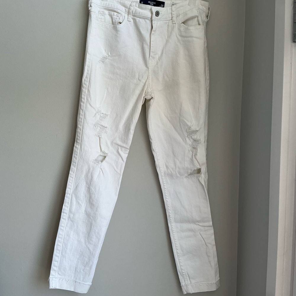 Hollister High Rise White Crop Jeans Size 11 (W30) Distressed